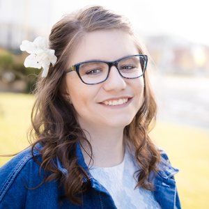 Meet your Posher, Cara